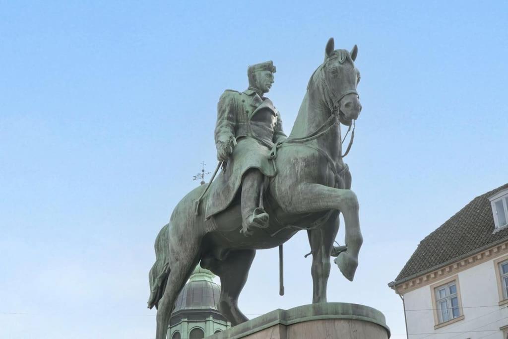 Charmerende Lejlighed Ved Nyhavn 3 Sal Copenhagen Luaran gambar