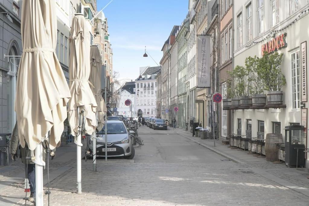 Charmerende Lejlighed Ved Nyhavn 3 Sal Copenhagen Luaran gambar